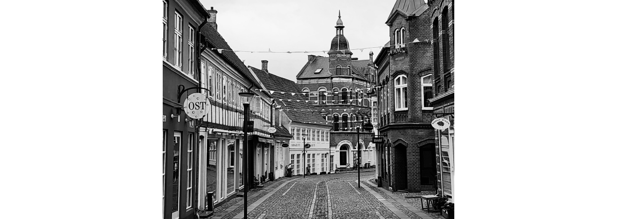 Sommerhall�j i Korsgade 